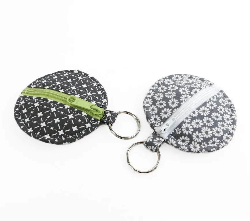 Circle Zip Earbud Pouch Sewing Pattern