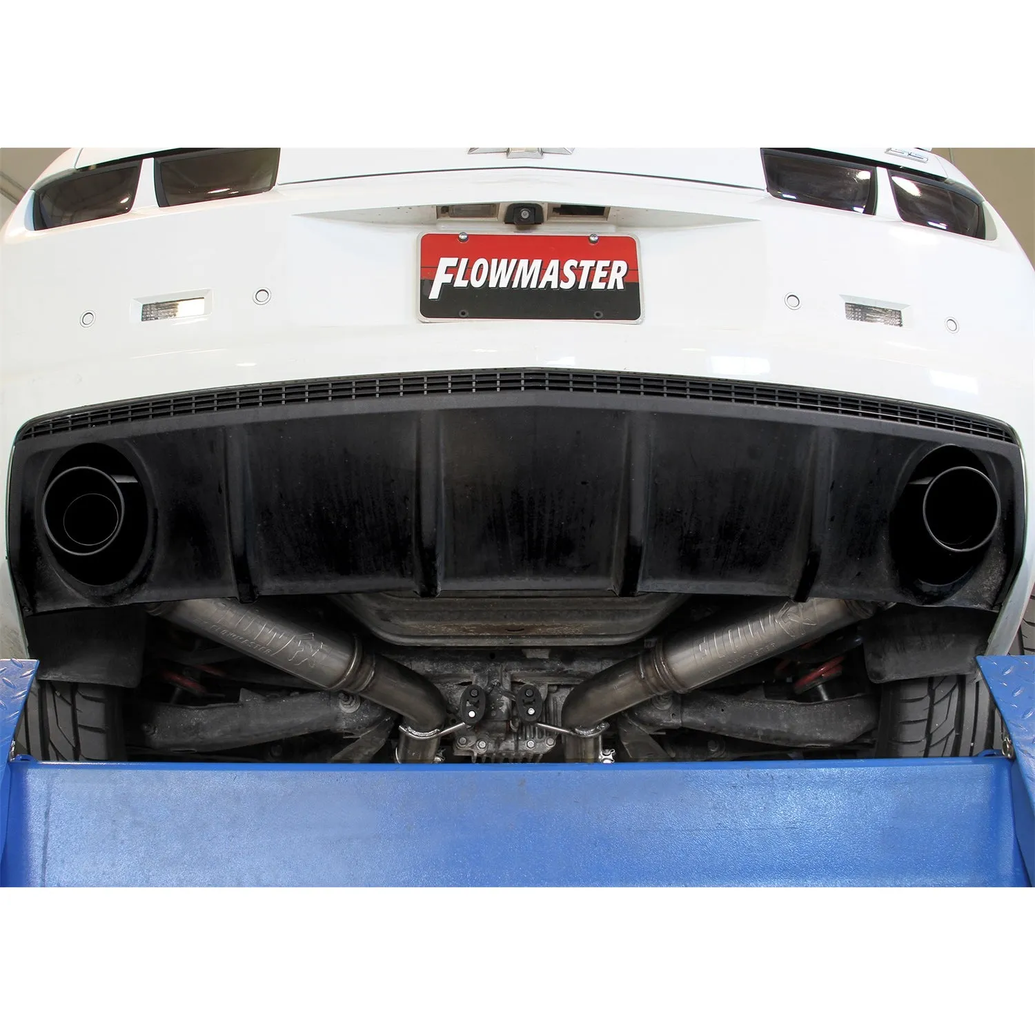 Flowmaster FlowFX Axle-Back Exhaust System - 3 in Diameter - Dual Rear Exit - 4.5 in Black Ceramic Tips - Stainless - Chevy Camaro 2010-15