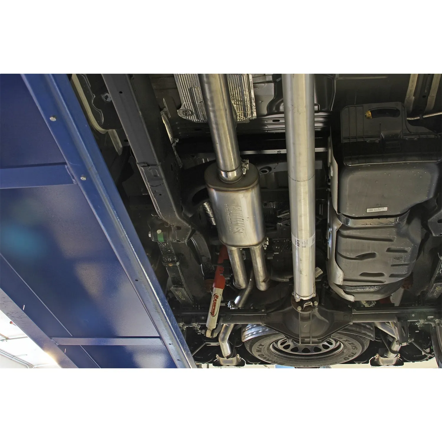 Flowmaster FlowFX Cat-Back Exhaust System - 3-1/2 in Diameter - Dual Rear Exit - Stainless - GM Fullsize Truck 2019-21