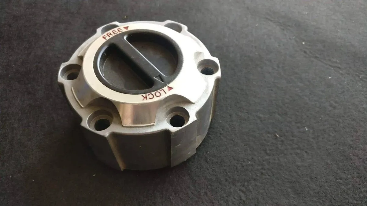 Force4 Free Wheeling Hubs for Mitsubishi Pajero