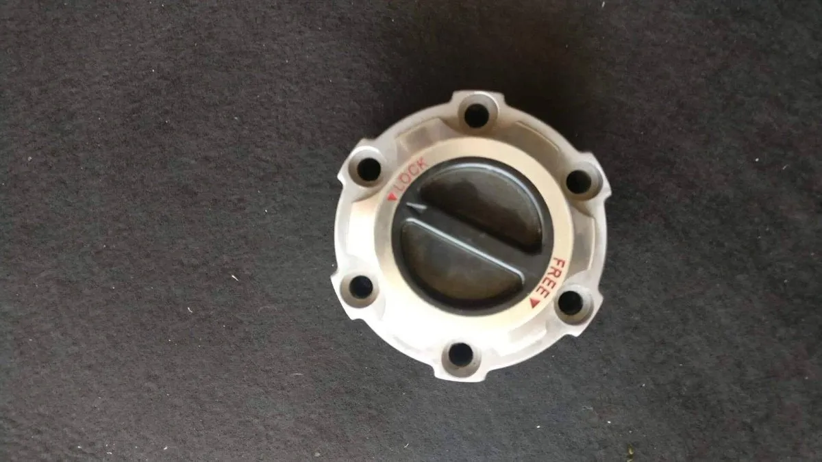 Force4 Free Wheeling Hubs for Mitsubishi Pajero