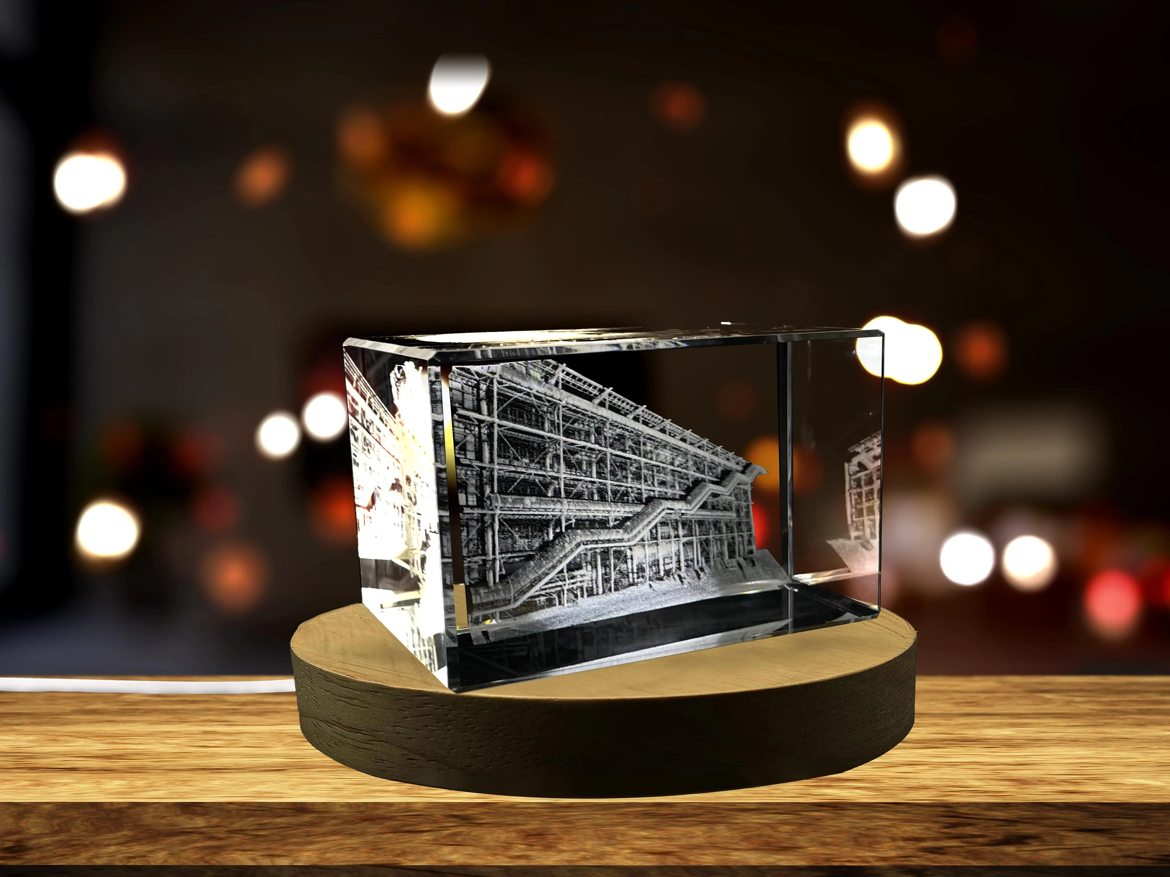 Le Centre Pompidou 3D Engraved Crystal Keepsake Souvenir