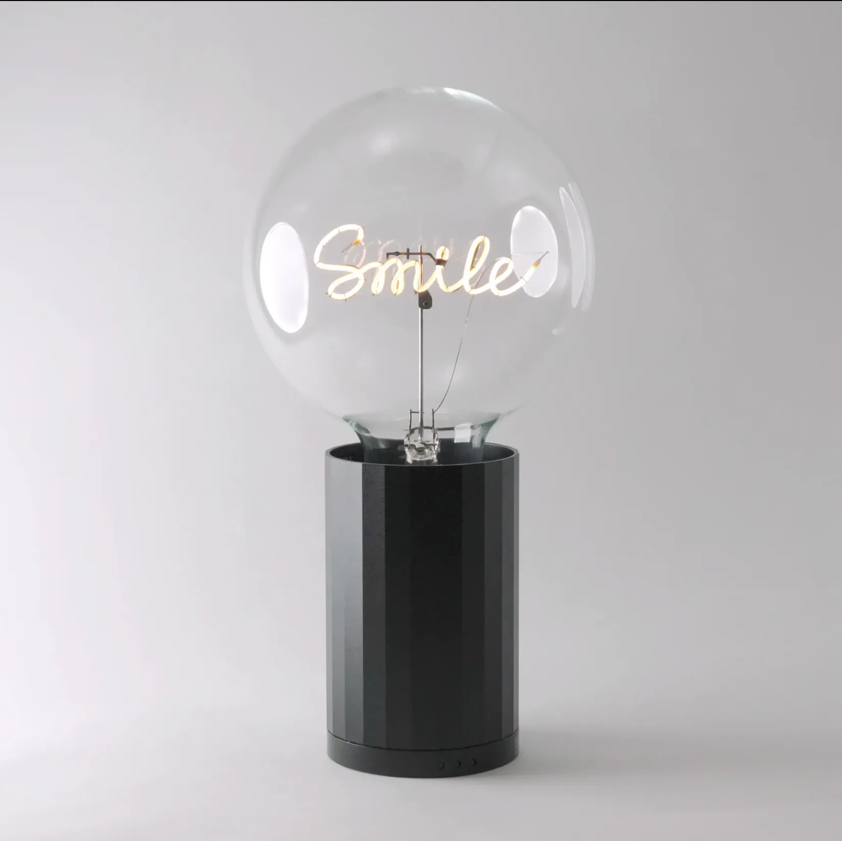 LED Portable Filament Bulb Smile