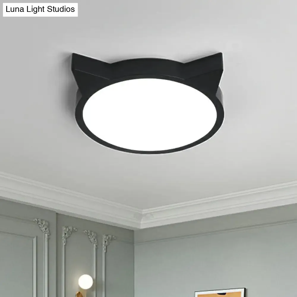 Minimalist Kitty LED Flushmount Ceiling Light for Kids' Bedroom - Acrylic Flush Mount