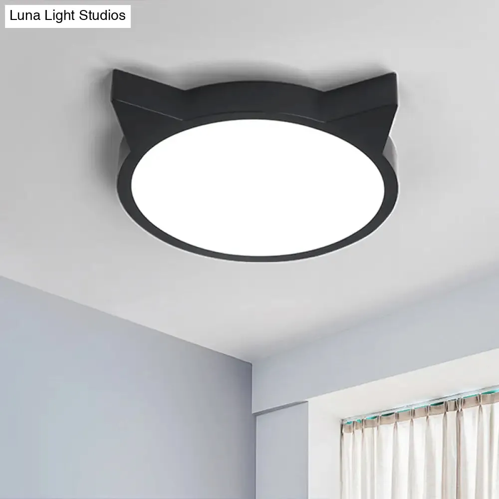Minimalist Kitty LED Flushmount Ceiling Light for Kids' Bedroom - Acrylic Flush Mount