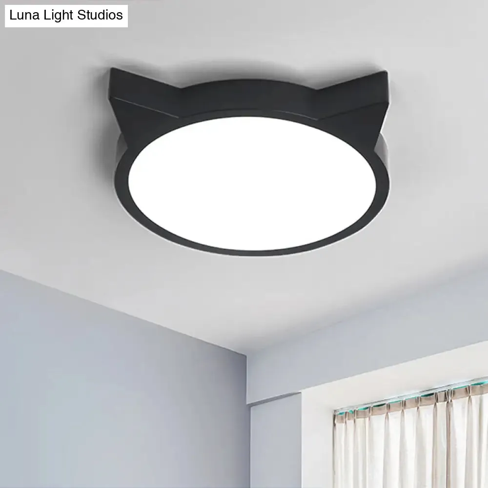 Minimalist Kitty LED Flushmount Ceiling Light for Kids' Bedroom - Acrylic Flush Mount
