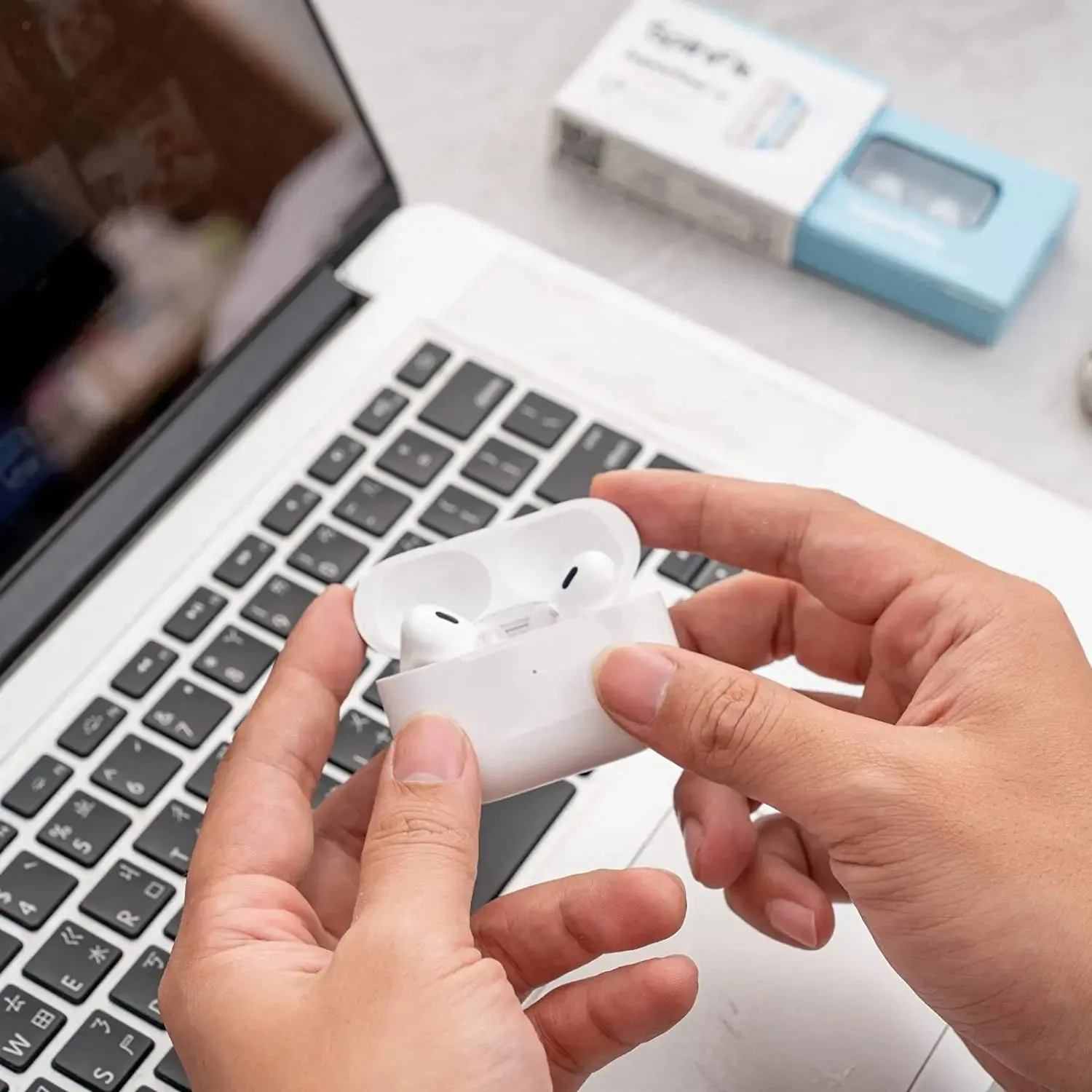 Spinfit SuperFine Cloud Comfort Earbud Tips for AirPods Pro 1＆2