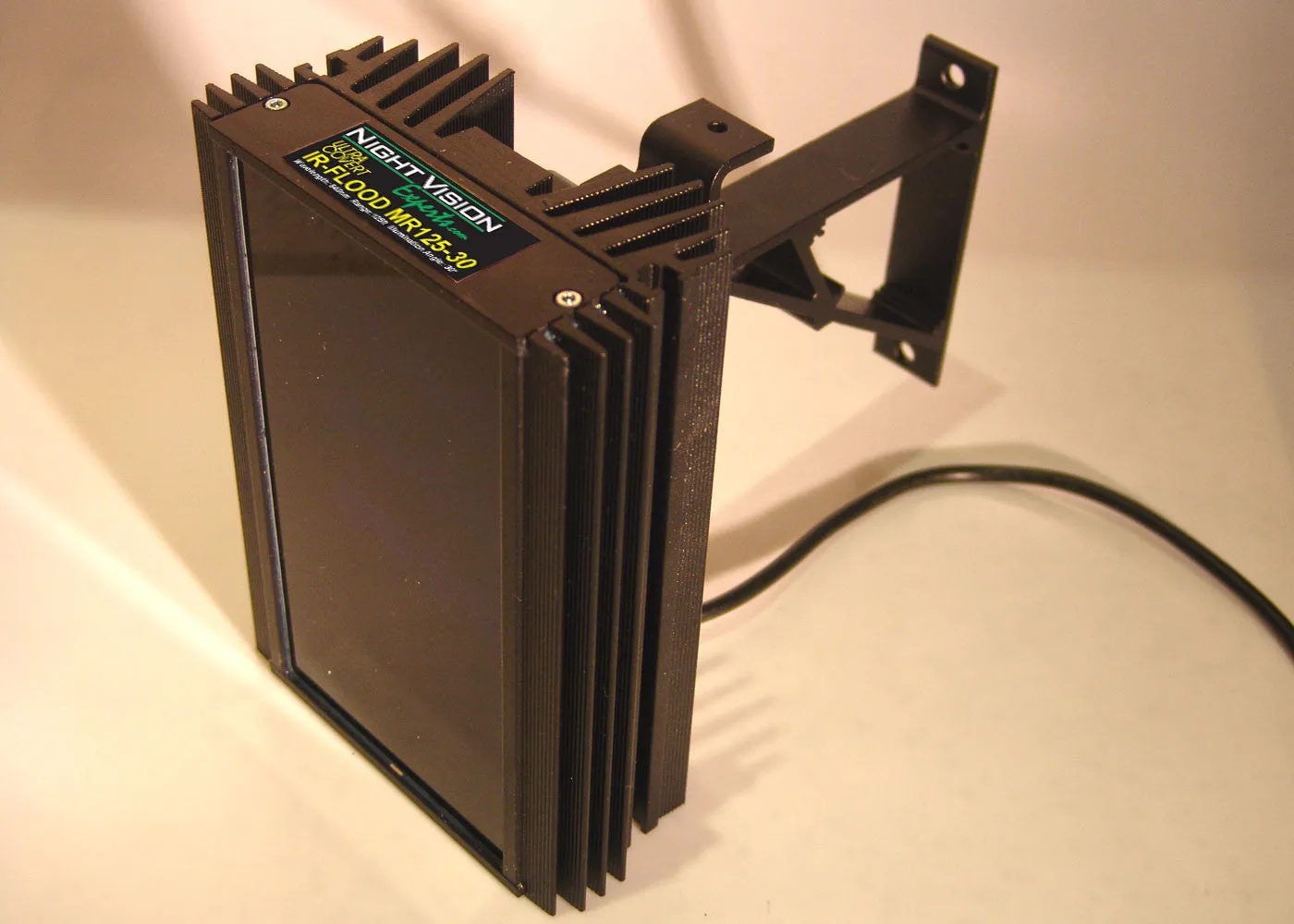 Ultracovert Mid-Range LED Infrared Floodlight, 940nm | 125-ft range | 30° beam